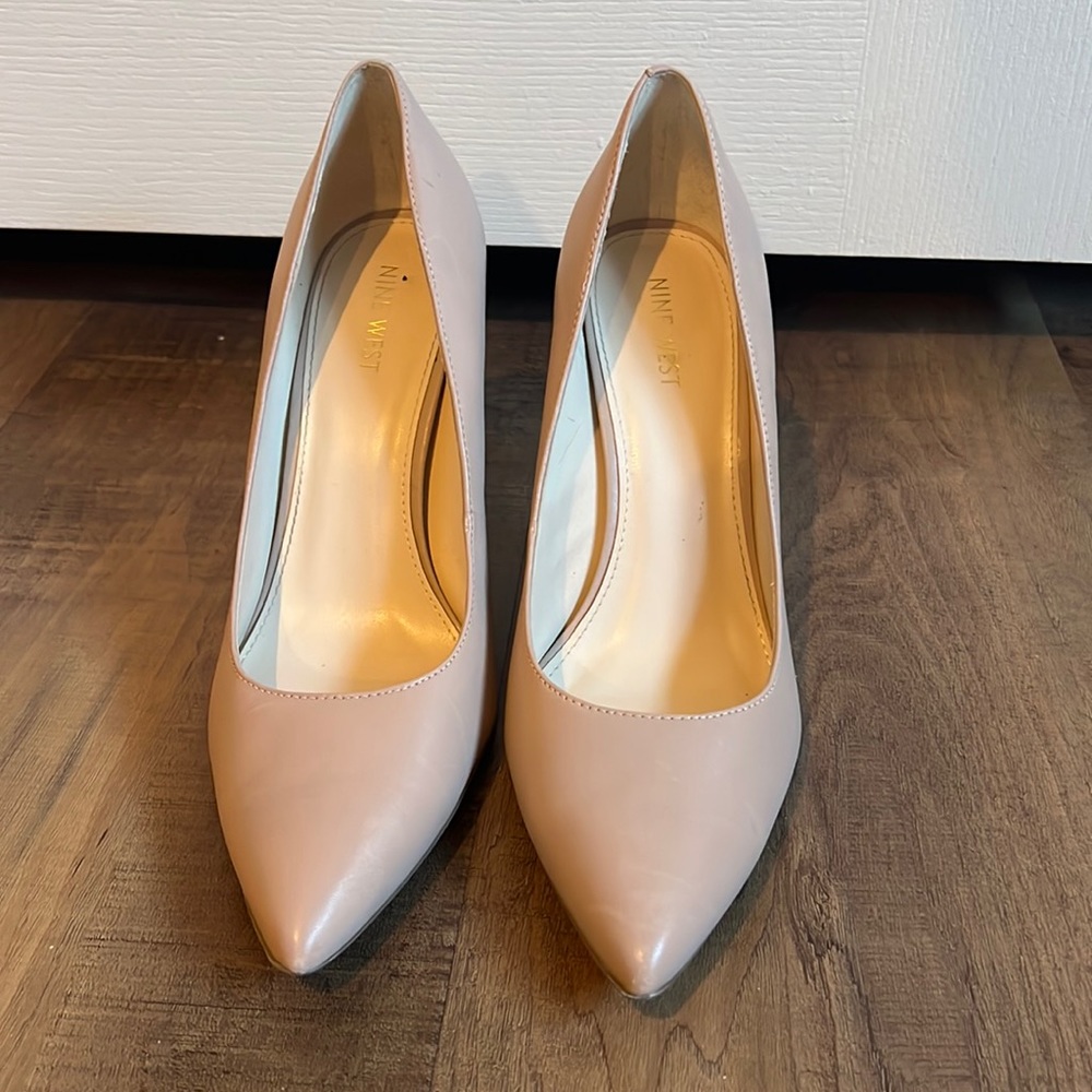 Nude Nine West heels worn once